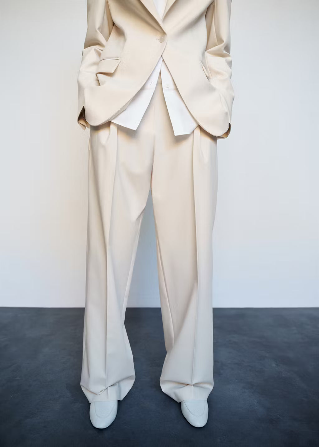 PANTALÓN TRAJE PINZAS